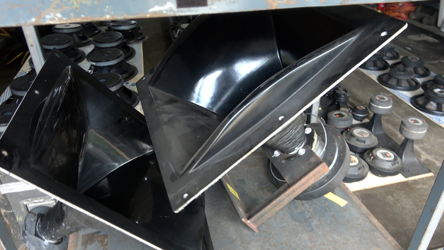 JBL 2445J additional view