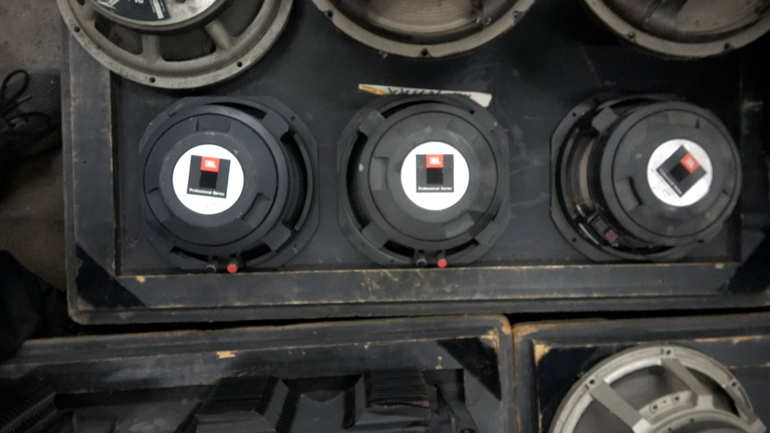 JBL 2123H additional view
